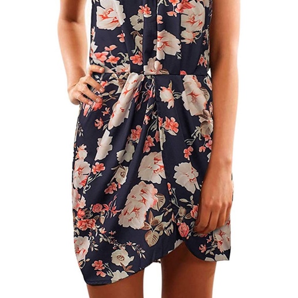 Floral Dress - Picture 2 of 6